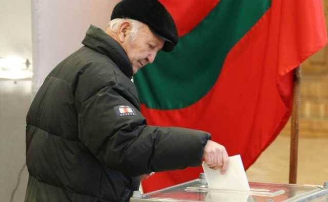 На виборах президента Молдови фіксують випадки підвезення виборців з Придністров’я