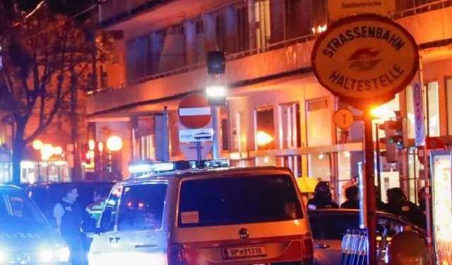 Атаки в Вене: в сети появились фото предполагаемых террористов