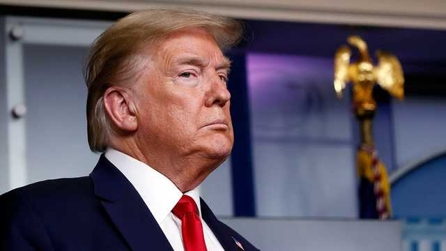 Трамп заявил о массовых "вбросах" бюллетеней за Байдена в Мичигане