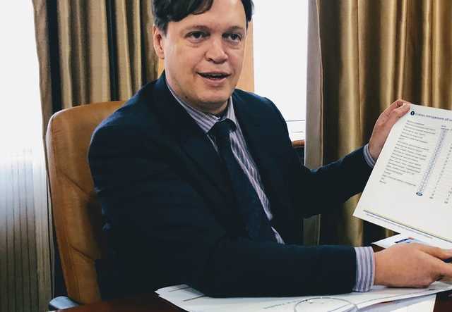 В Раде собирают подписи за отставку главы ФГИ Сенниченко