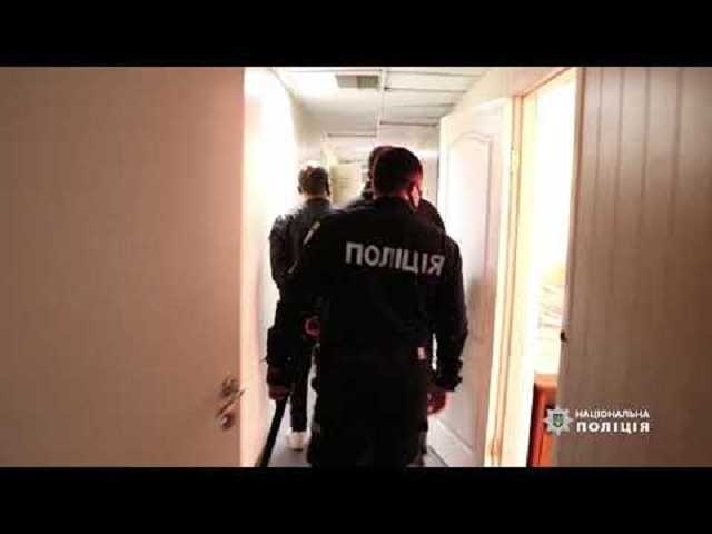 В Днепре мужчины решили жестко отомстить воровке: чем закончился самосуд