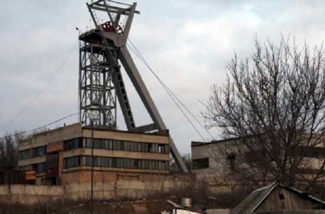 На шахте от удара ковша погиб человек