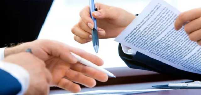 В Украине в 750 раз подорожают пошлины на документы: законопроект "слуг"