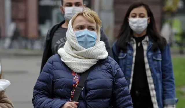 Коронавирусом в Украине заразились почти 11 тысяч за сутки