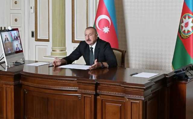 Президент Азербайджана Алиев поиздевался над Пашиняном: видео