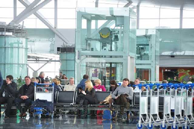 Карантин не допоможе. У мережі з’явилося відео переповненого аеропорту “Бориспіль”