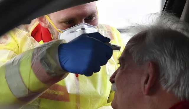 Австрия вводит полный локдаун: из дома выходить нельзя