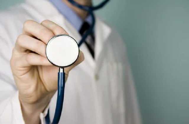 Польша переманит врачей из Украины и стран вне ЕС: готов важный закон