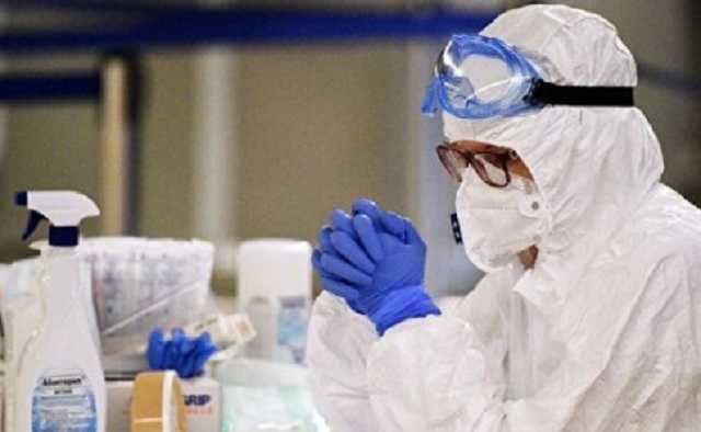 Семьи погибших от COVID-19 медиков не получают компенсации: у Шмыгаля объяснили почему