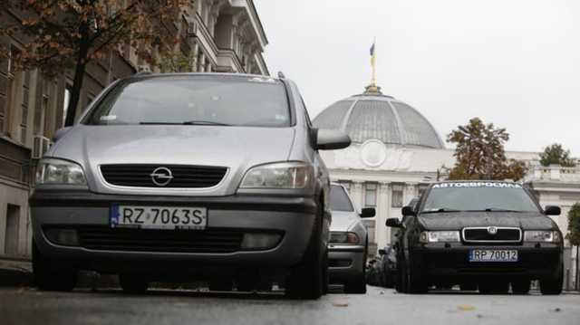 “Евробляхеры“ не дают Зеленскому спокойно поболеть: достали даже в больнице
