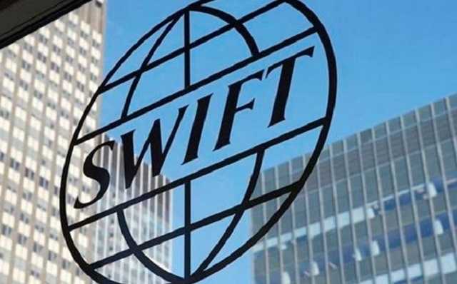 Доллар потерял место главной валюты в SWIFT