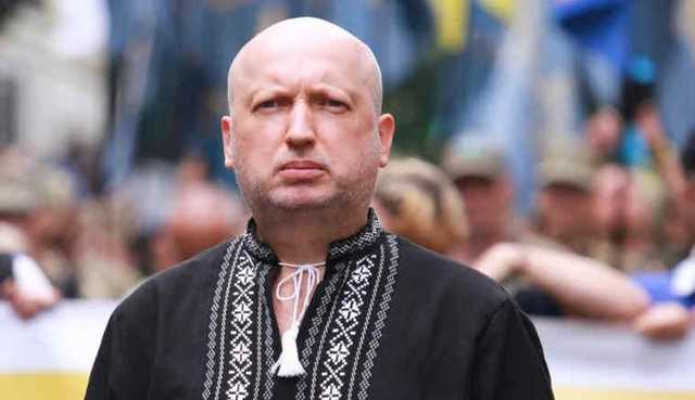 Зеленський роззброює армію і це призведе до катастрофи, – Турчинов