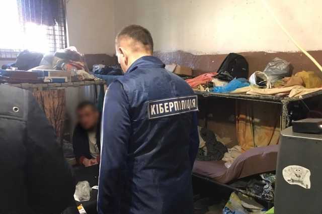 Засуджені прямо з тюрми “кинули” банк на 1,4 млн грн