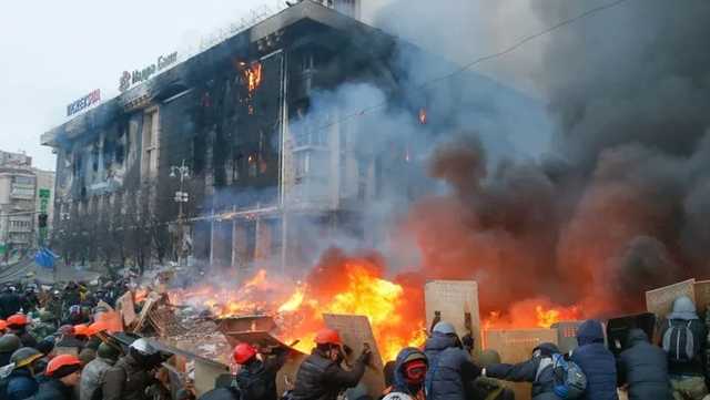 День Достоинства и Свободы: Украина отмечает седьмую годовщину Евромайдана