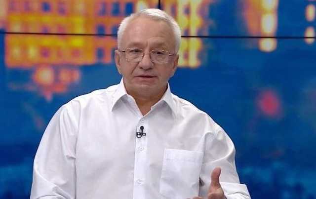 Каждый день пребывания этих неадекватов у власти — ещё один шаг к катастрофе