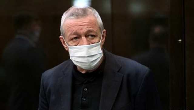 Сын погибшего в ДТП с Ефремовым отказался пойти на примирение с актером