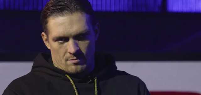 Усик, отрицавший опасность коронавируса, переболел COVID-19 и рассказал о симптомах