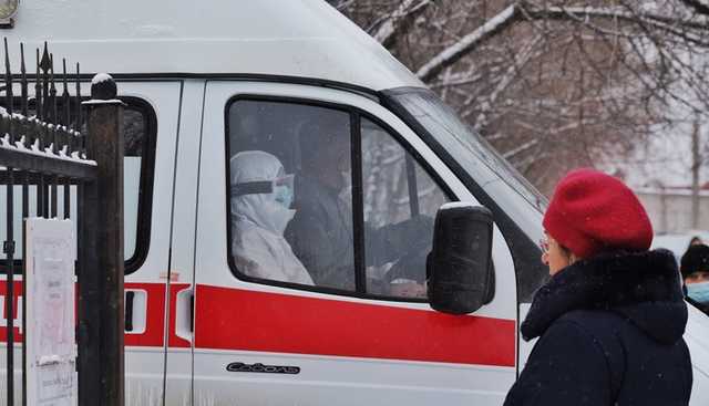 Коронавирусом в Украине заразились еще более 10 тысяч человек