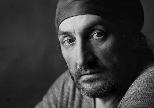 Подозреваемым в совращении девочек на Киевщине оказался известный в Украине фотограф