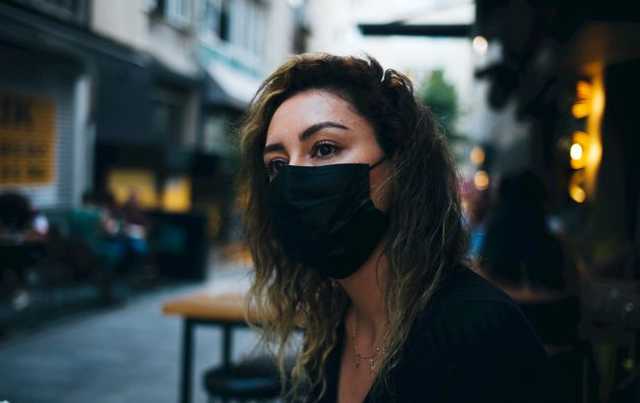 В Турции зафиксировали третий пик COVID