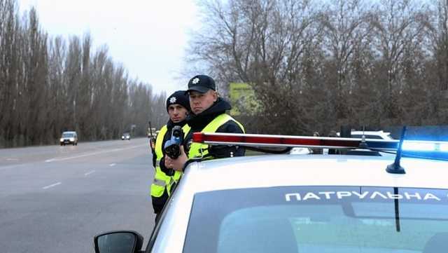 Полицейские не должны требовать у водителя документы без доказательств правонарушения, - суд
