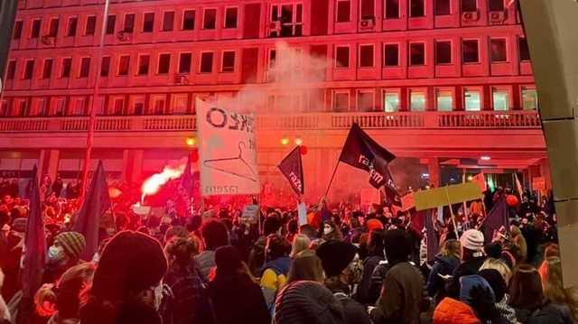 В Польше разгорелись новые протесты против запрета абортов