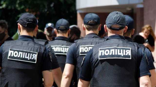 В Черновцах полиция взяла под охрану избирательные участки