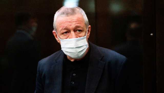 «Веселого, ироничного Ефремова больше не будет никогда»: артист написал жене своей жертвы