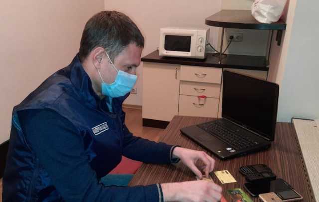 Мошенники выманили 300 тысяч гривен, предлагая в интернете купить несуществующие маски и антисептики