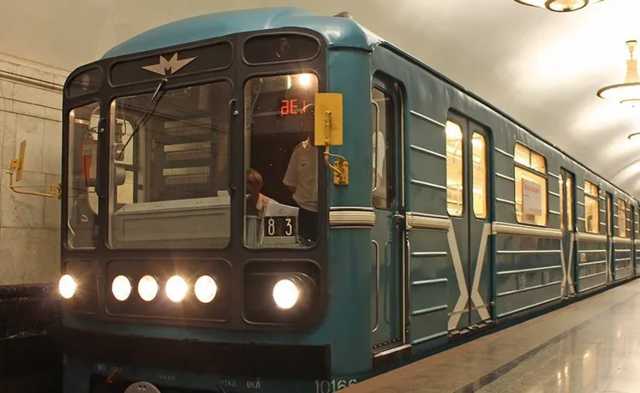 В метро Киева начали переоборудовать вагоны