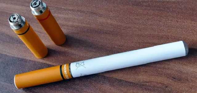 В Украине будут по-новому продавать электронные сигареты: за что накажут