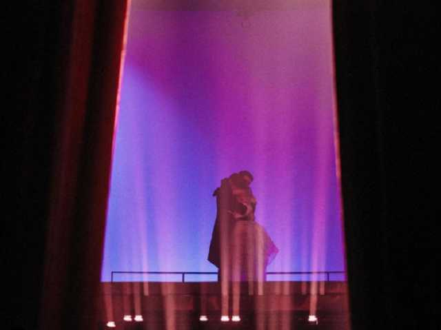 Без масок и дистанции: «Время и Стекло» оскандалились прощальным концертом в Харькове