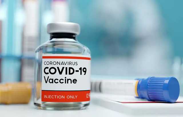 Стало известно, на какой срок вакцина от коронавируса Moderna обеспечивает иммунитет