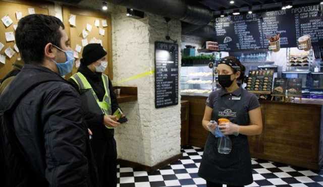 ТРЦ, рестораны и кино. Что могут закрыть при новом жестком карантине