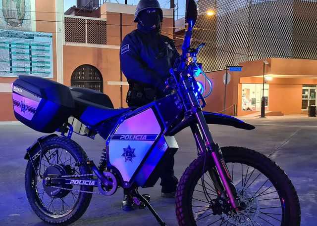 В полиции Мексики начали использовать украинские электробайки
