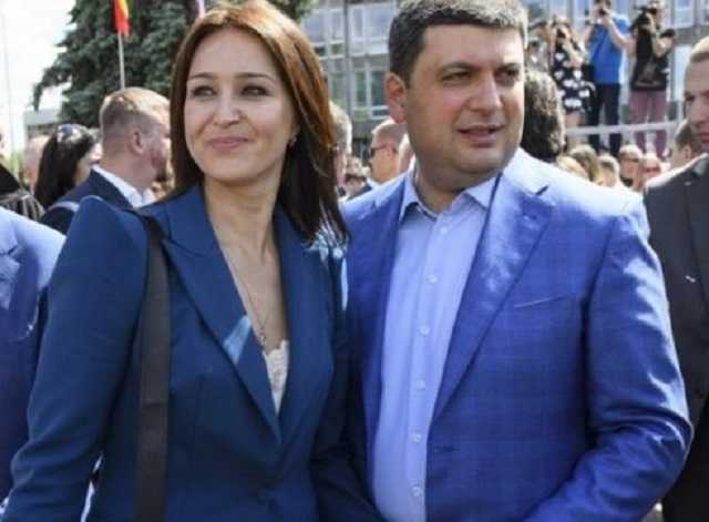 Хутор под Киевом. Земли и особняки Гройсман записал на жену и дочь