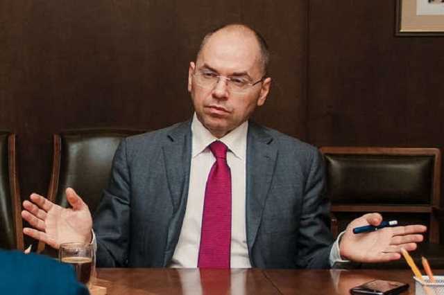 «Хворих так мало, що ліжок не вистачає»: Як МОЗ скасовує коронавірус