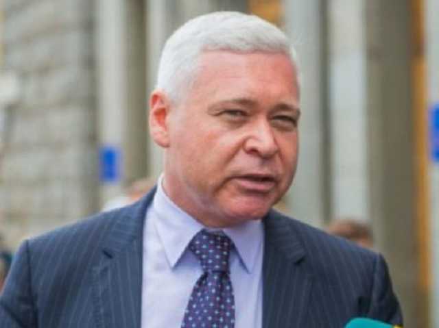 До возвращения Кернеса в Харьков руководить городом будет его правая рука