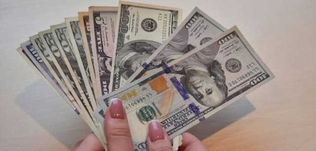 На межбанке гривня укрепилась до отметки 28,09 грн/$