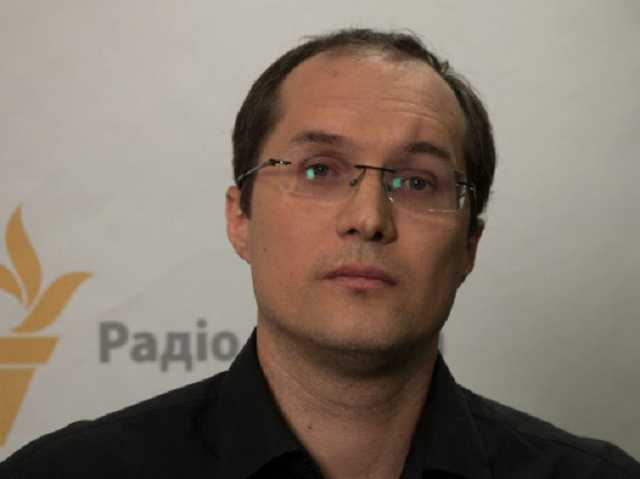 "Позор. Позорище": Минобороны перестало выходить на связь с Бутусовым