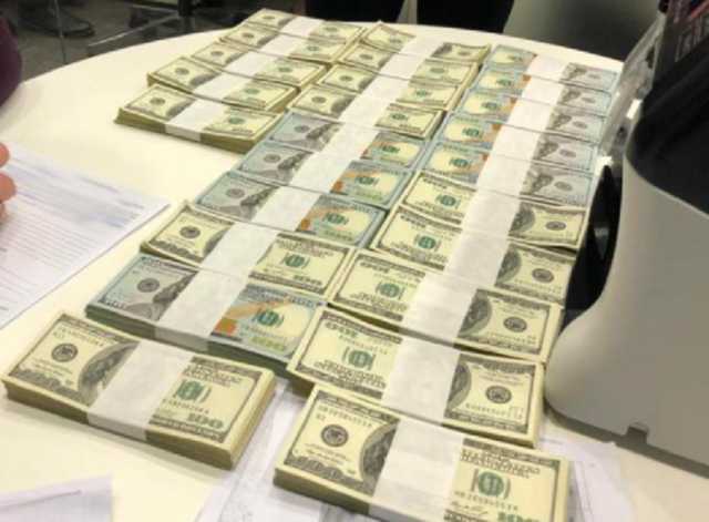 Руководителя порта "Черноморск" задержали на взятке