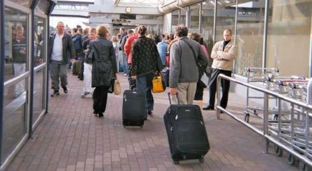 Украинцы уезжают работать за границу, несмотря на пандемию коронавируса