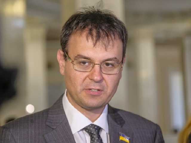 “Ми бідна країна і не можемо забезпечити європейські пенсії”: “слуга народу” про бюджет