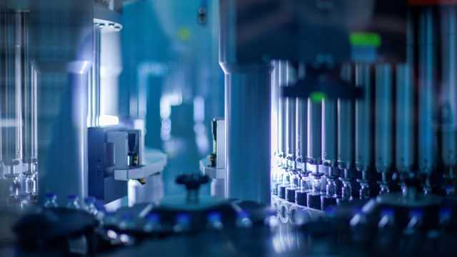 Pfizer назвала побочные эффекты своей вакцины от коронавируса