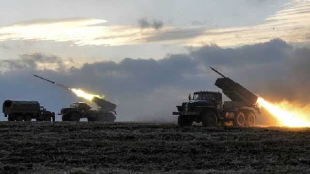 Російські окупанти стягують до забороненої зони на Донбасі “Гради”, – штаб ООС