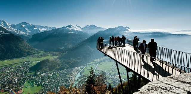 Швейцария закрывает рестораны и вводит локдаун на месяц