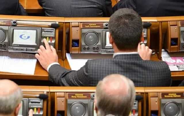 Разумков высказался о кнопкодавстве при голосовании за Шкарлета