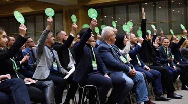 "Слугам" раздали документ с "правильными" итогами года – СМИ