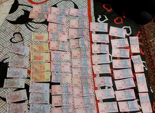 Полиция задержала банду, которая вымогала деньги у жителей Днепропетровской области несколько лет