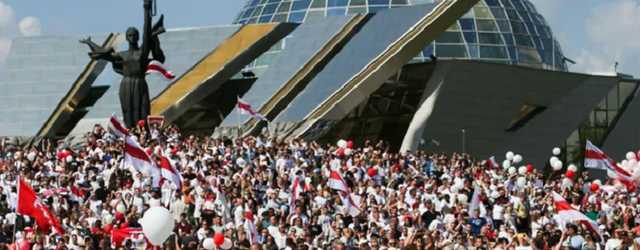 Украина – не Беларусь. Мы дали Януковичу и Путину по зубам